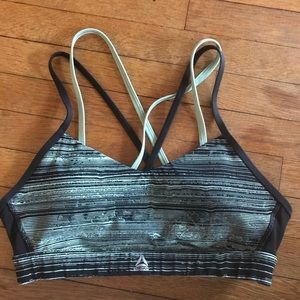 🔴Adidas Medium Bra - worn once